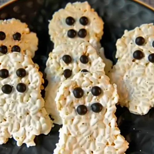 Ghost Rice Krispies Make a Spooky Treat for Halloween 1 mottadelay httpss.mj .runXj sgfuxXX0 amateur photo from reddit 39c591f3 4611 4457 a348 175806c80971 0 1